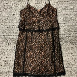 NWOT Nanette Lepore Venetian sleeveless lace black cocktail dress